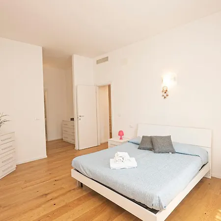 Splendid Apartman Genova